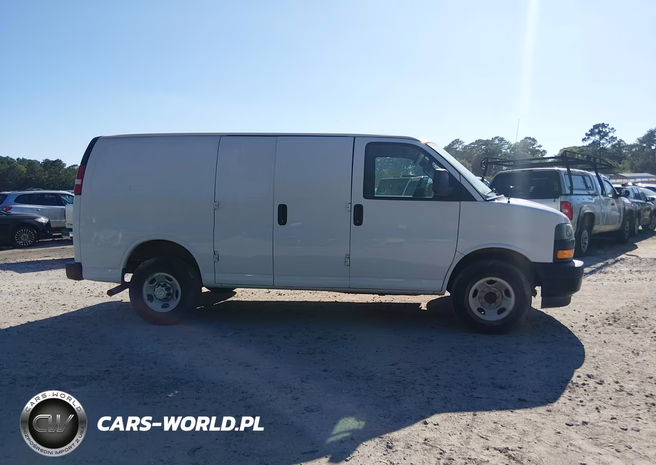 2019 Chevrolet Express 2500 Work Van VIN:1GCWGAFP8K1164478 - 12