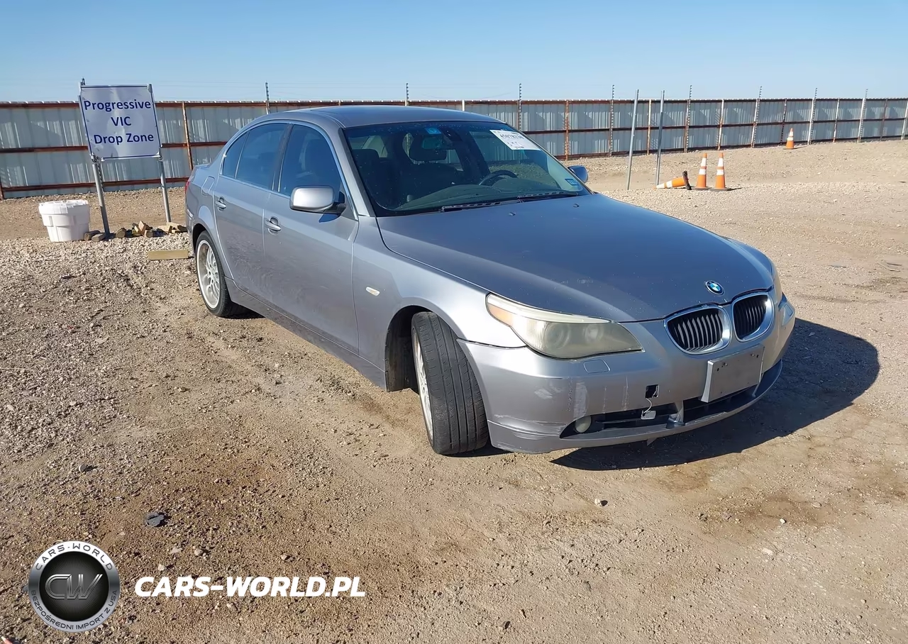 2004 BMW 530I
