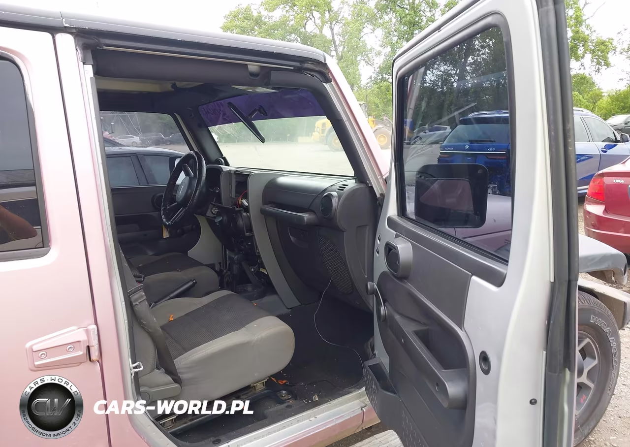 2007 Jeep Wrangler Unlimited X VIN:1J4GA391X7L171916 - 5