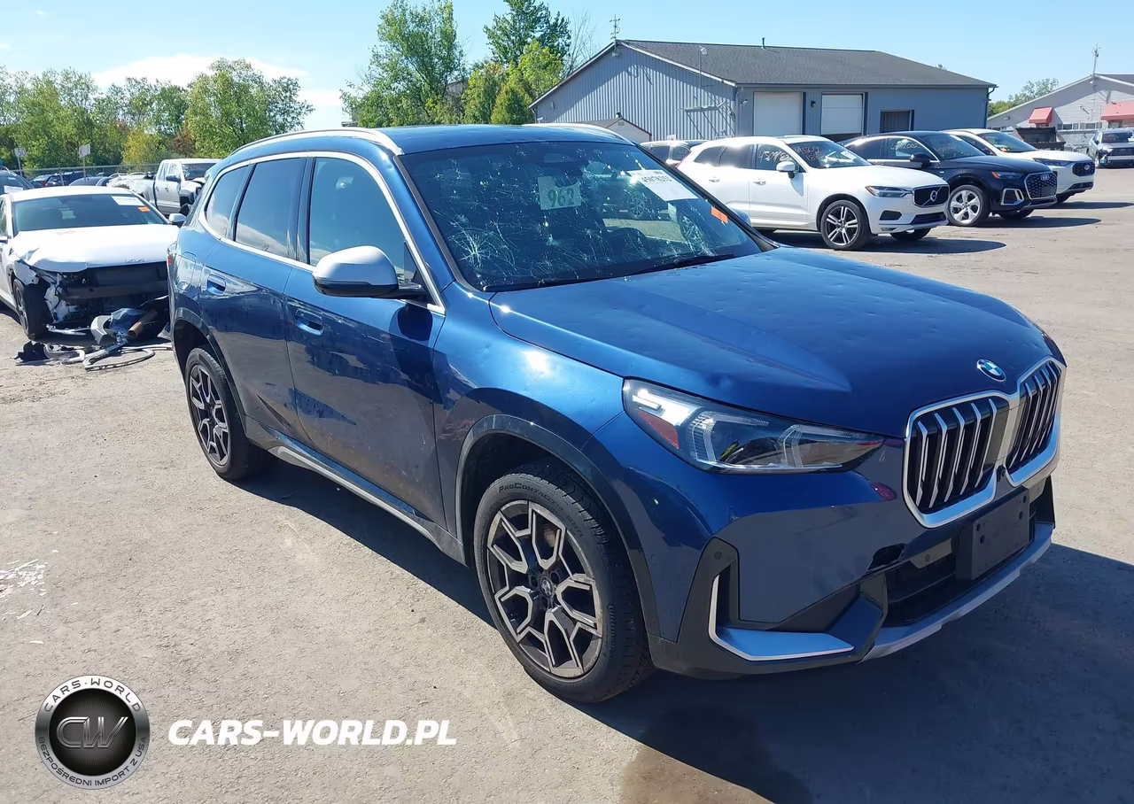 2023 BMW X1 xDrive28I – zdjęcie 1 z 16