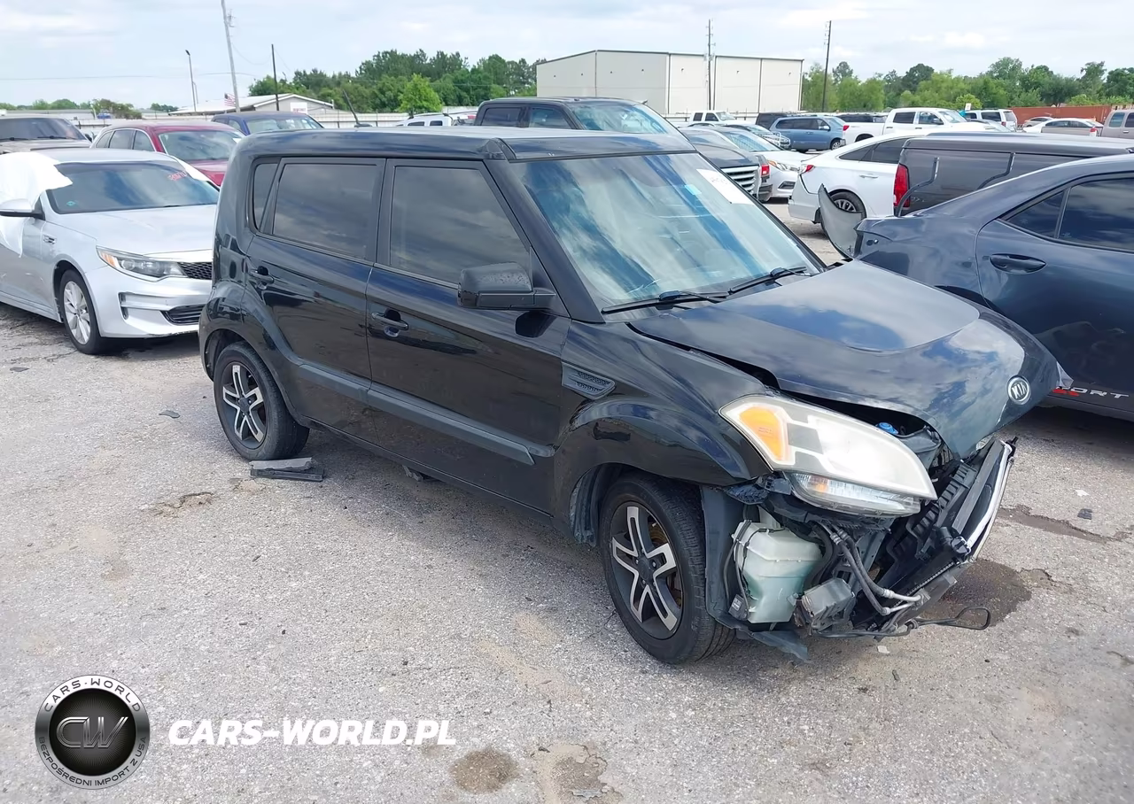 2011 Kia Soul +