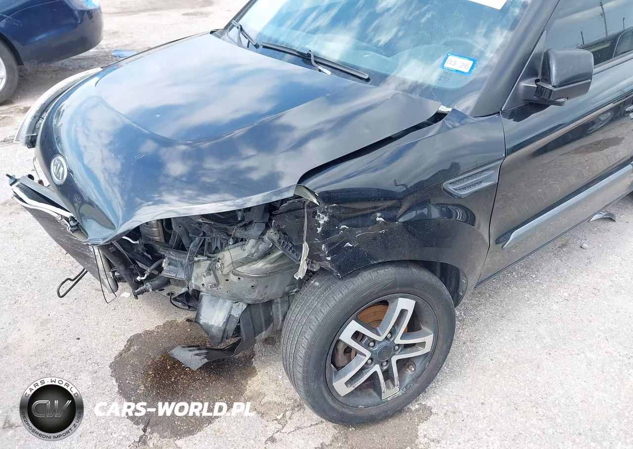2011 Kia Soul + VIN:KNDJT2A20B7195857 - 14