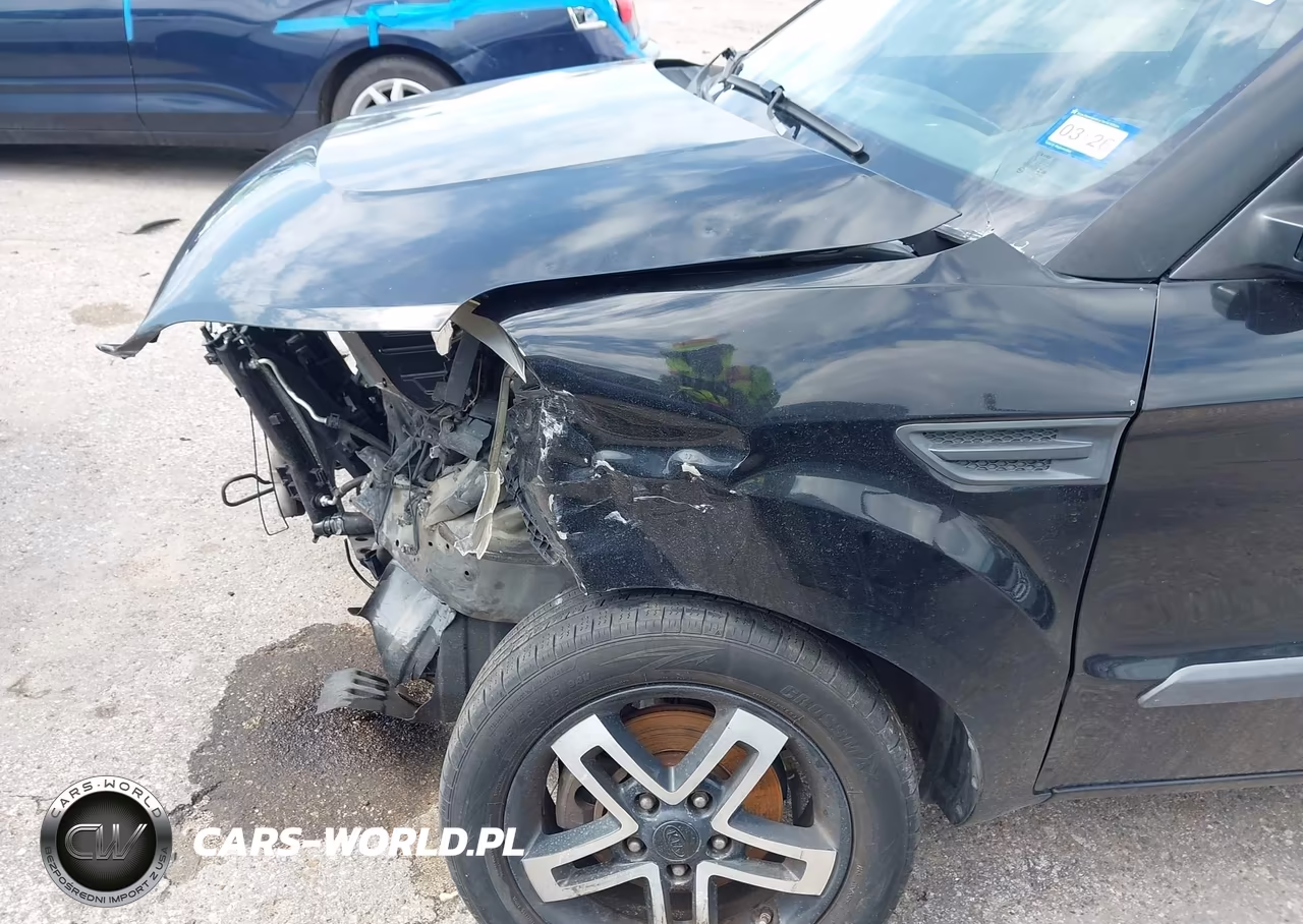 2011 Kia Soul + VIN:KNDJT2A20B7195857 - 16