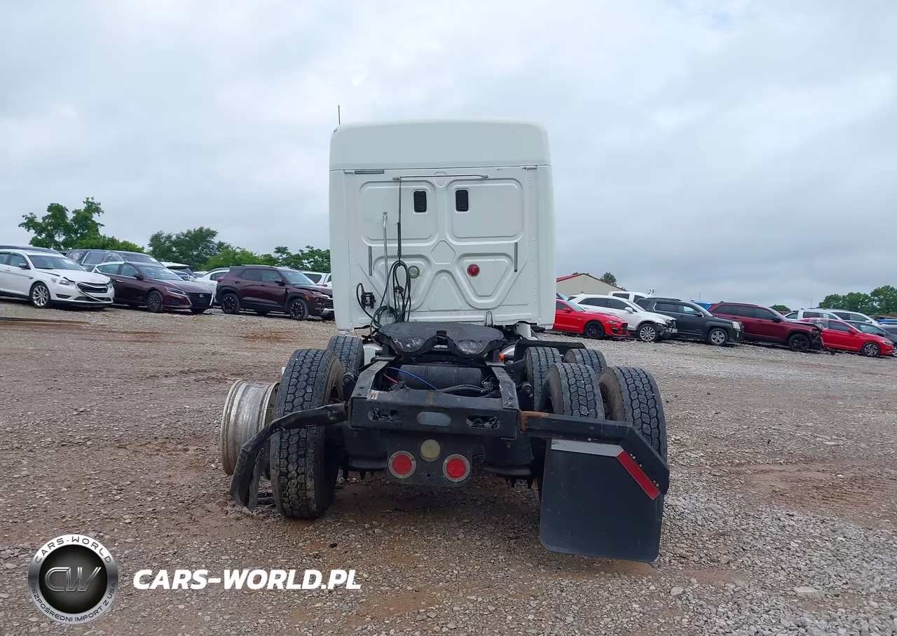 2012 Freightliner Cascadia 125 VIN:1FUJGLDV9CSBN9594 - 15
