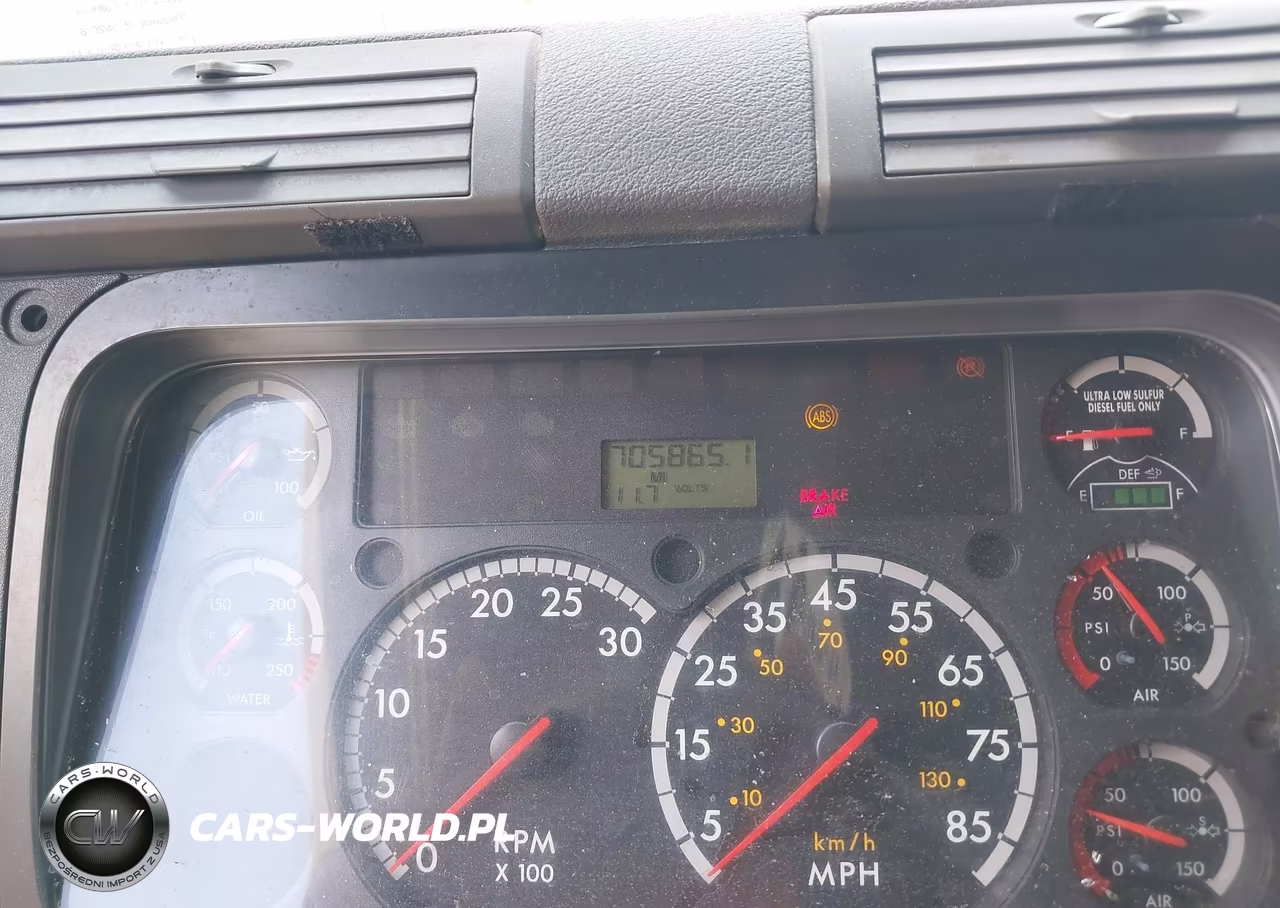 2012 Freightliner Cascadia 125 VIN:1FUJGLDV9CSBN9594 - 5