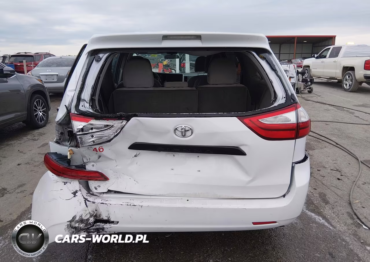 2017 Toyota Sienna L 7 Passenger VIN:5TDZZ3DC6HS844913 - 17