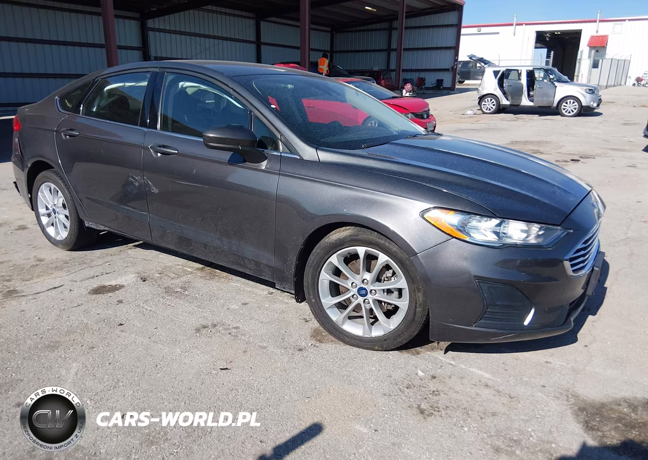 2019 Ford Fusion Se – zdjęcie 1 z 17