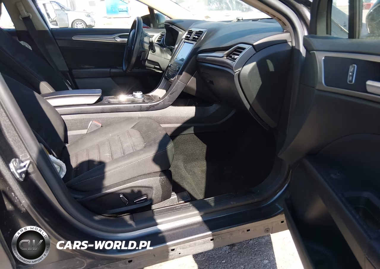 2019 Ford Fusion Se VIN:3FA6P0HD5KR148490 - 5