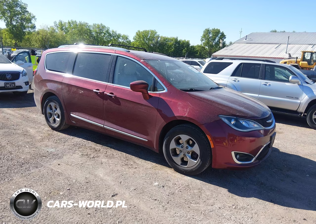 2017 Chrysler Pacifica Touring-L Plus – zdjęcie 1 z 16