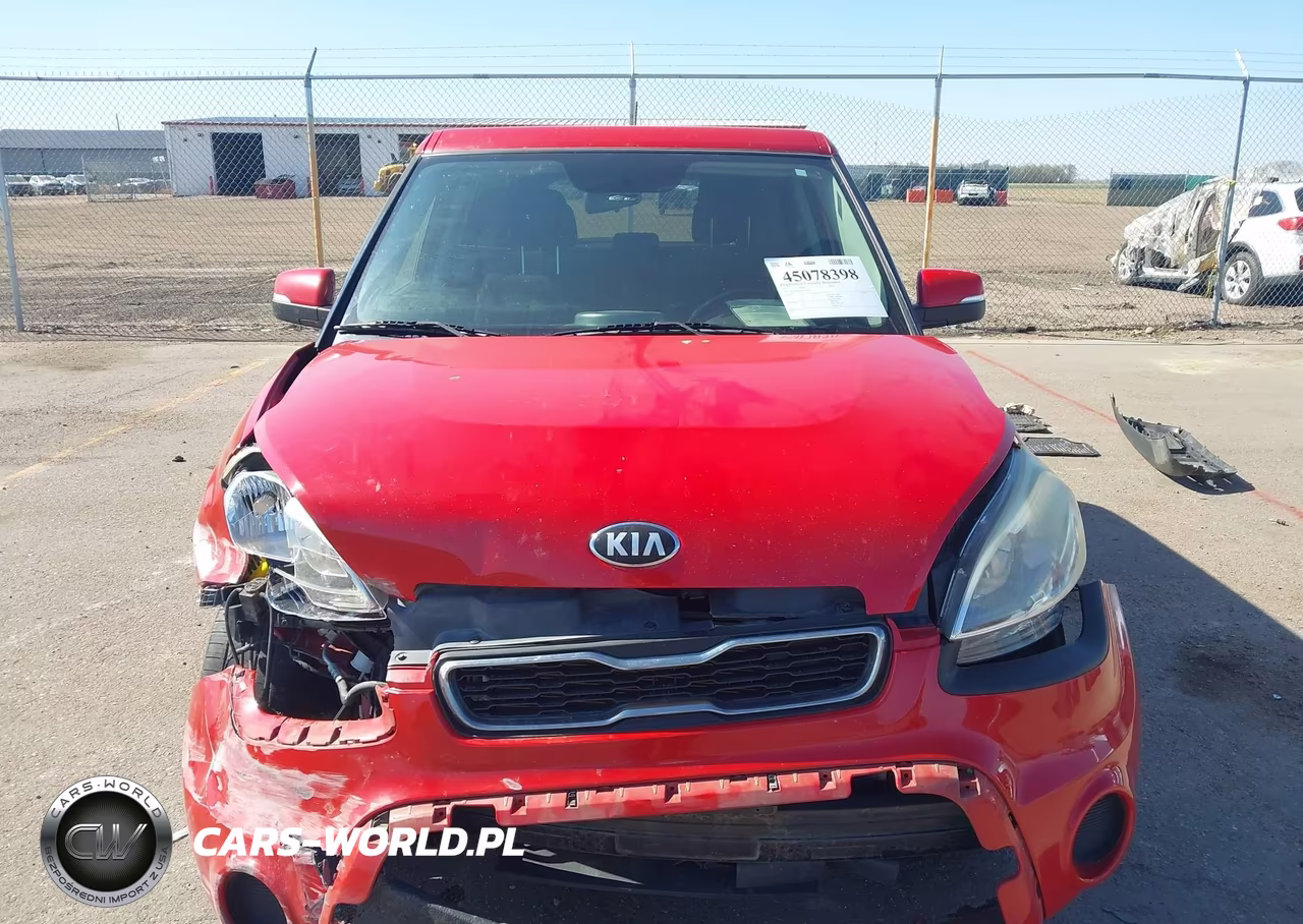 2013 Kia Soul + VIN:KNDJT2A66D7627762 - 12