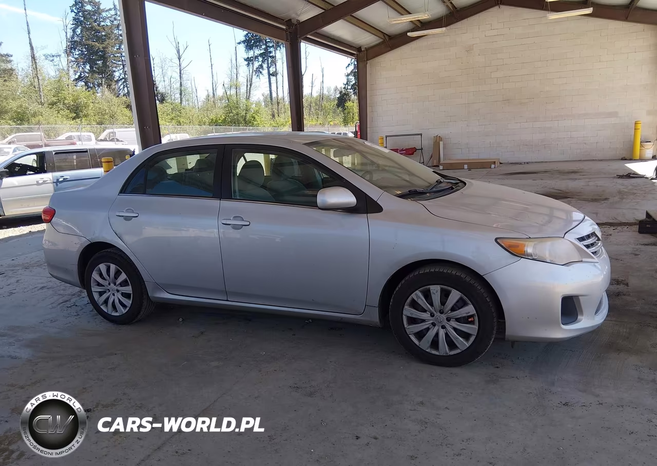 2013 Toyota Corolla Le VIN:2T1BU4EE0DC084891 - 13