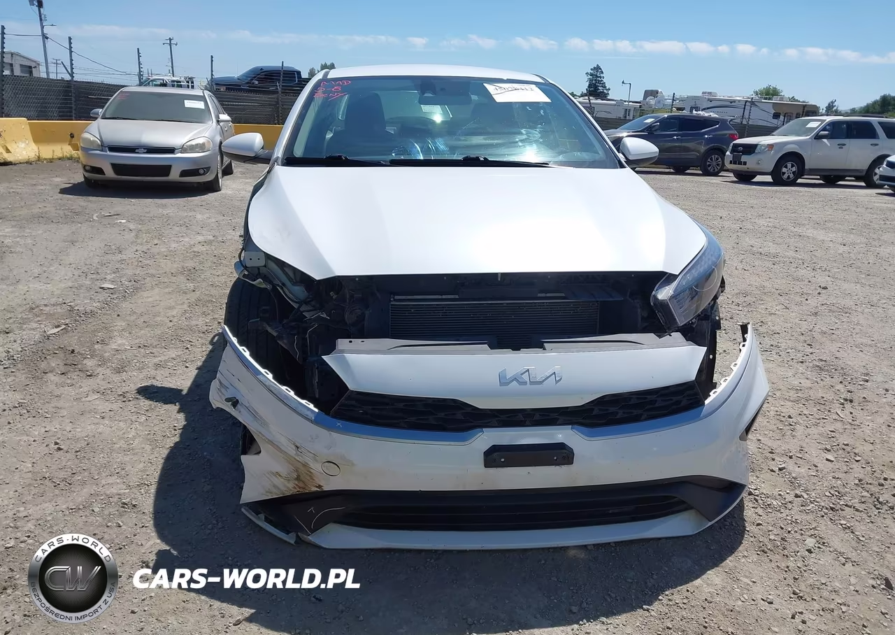 2023 Kia Forte Lxs VIN:3KPF24AD7PE544347 - 13