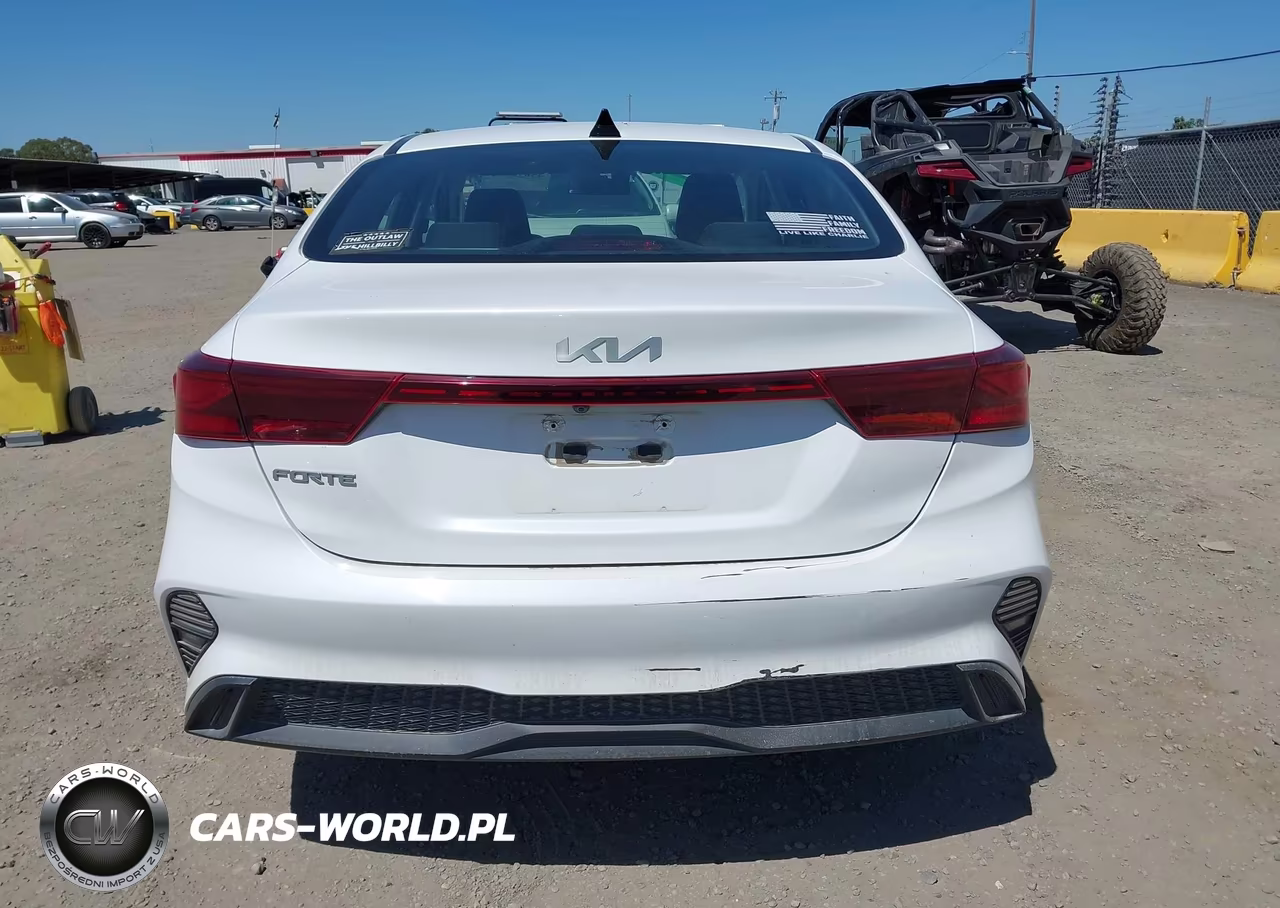 2023 Kia Forte Lxs VIN:3KPF24AD7PE544347 - 17