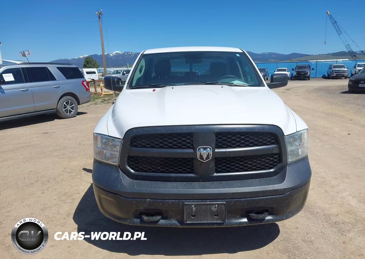 2019 Ram 1500 Classic Tradesman 4X4 6'4 Box VIN:1C6RR7FG7KS636066 - 13
