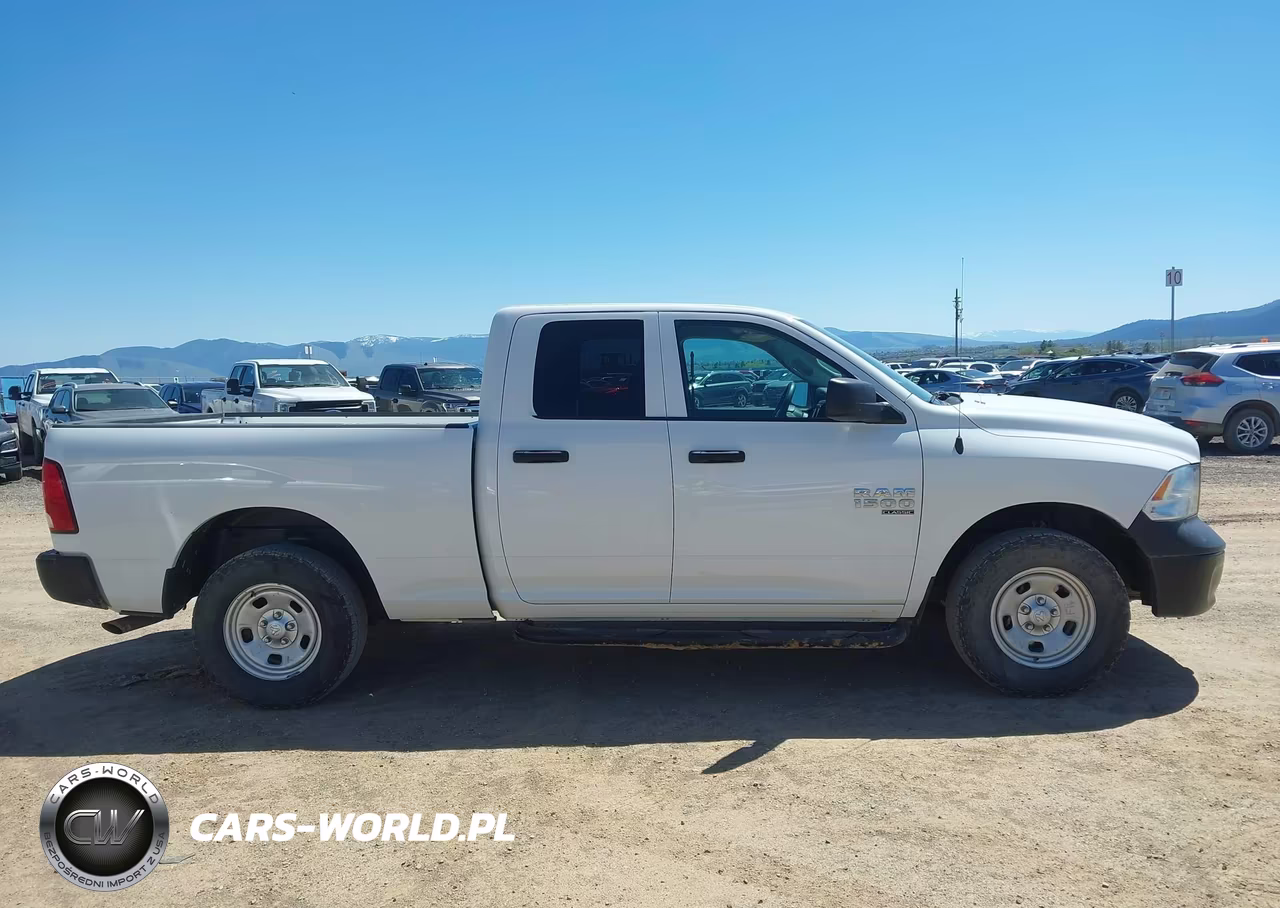 2019 Ram 1500 Classic Tradesman 4X4 6'4 Box VIN:1C6RR7FG7KS636066 - 14