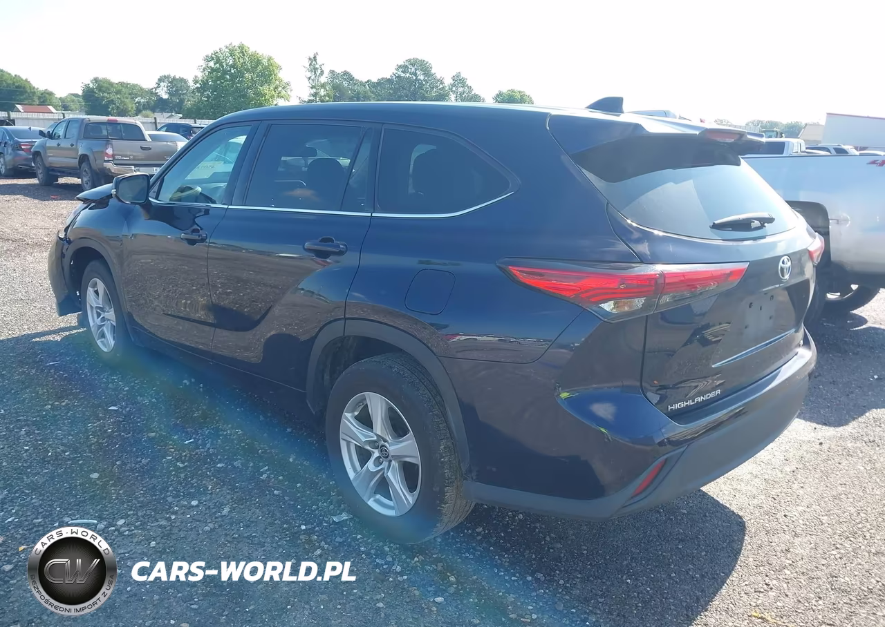 2020 Toyota Highlander Le VIN:5TDZZRAH2LS024047 - 3
