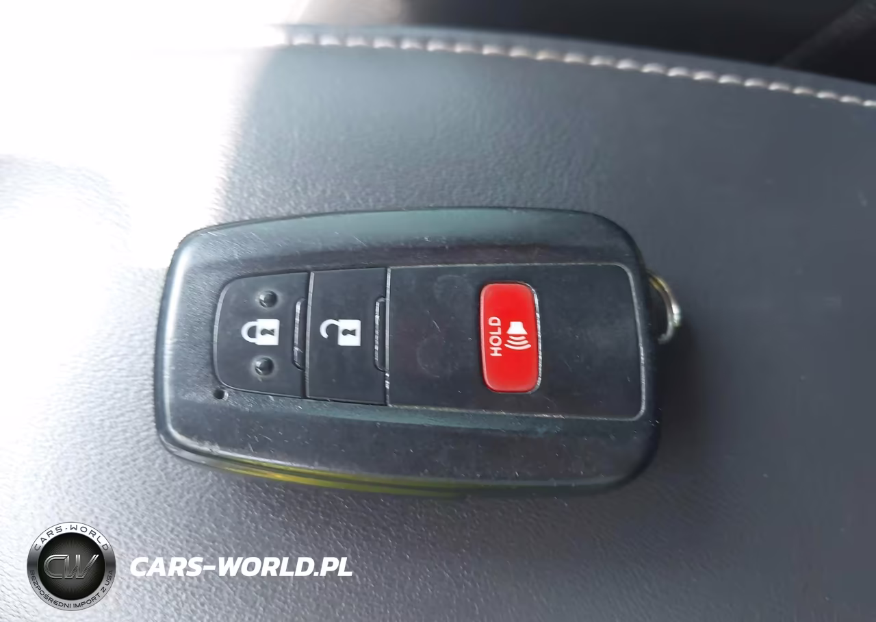2022 Toyota Corolla Xse VIN:JTNC4MBE2N3174980 - 11