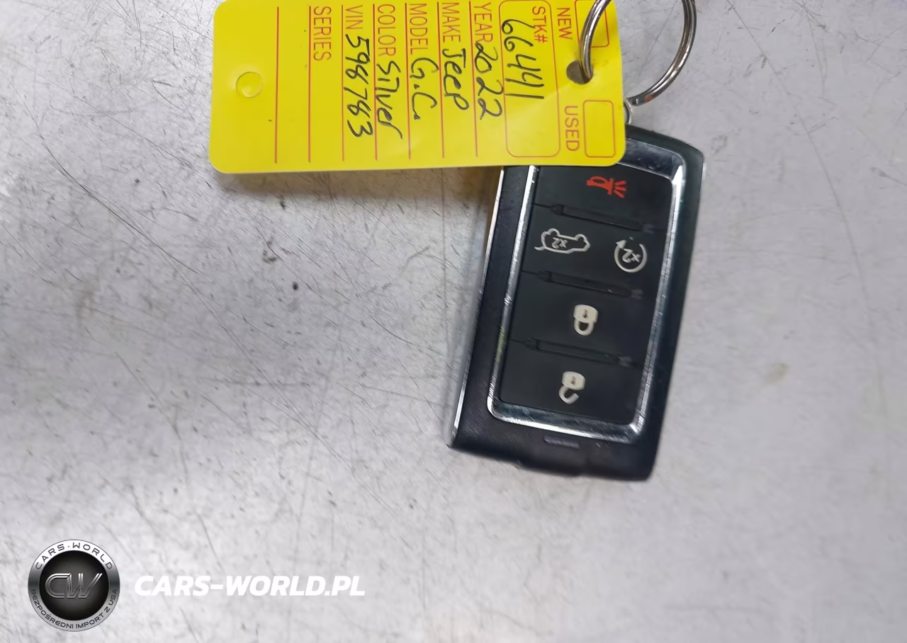 2022 Jeep Grand Cherokee Altitude 4X4 VIN:1C4RJHAGXN8598783 - 11