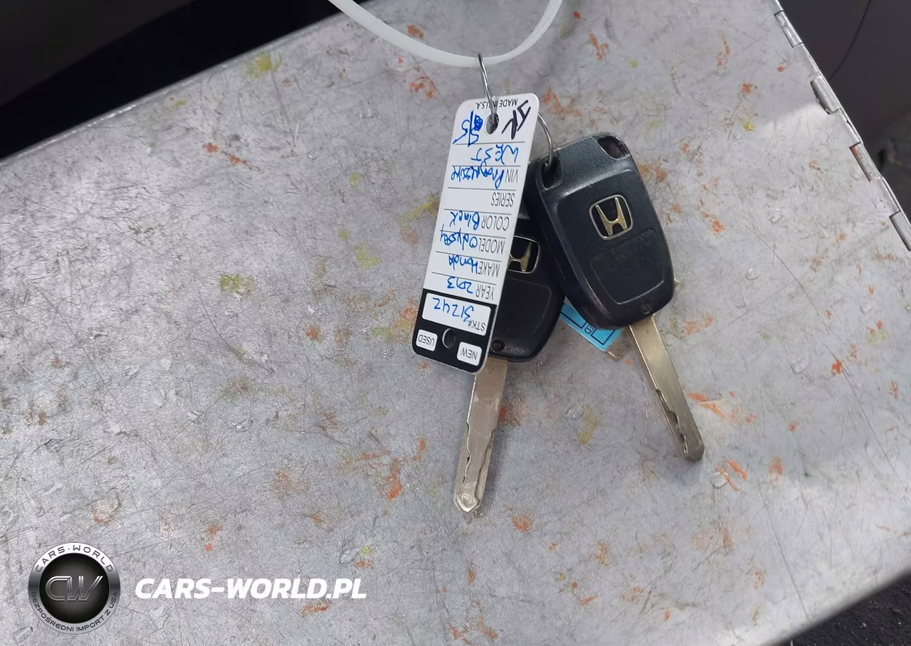2013 Honda Odyssey Ex-L VIN:5FNRL5H68DB030519 - 11