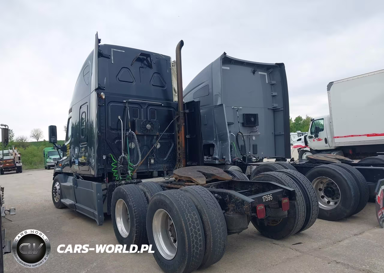 2016 Freightliner Cascadia 125 VIN:3AKJGLD51GSGX3153 - 3