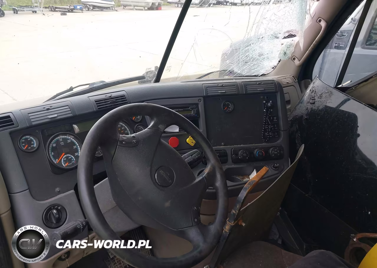 2016 Freightliner Cascadia 125 VIN:3AKJGLD51GSGX3153 - 6