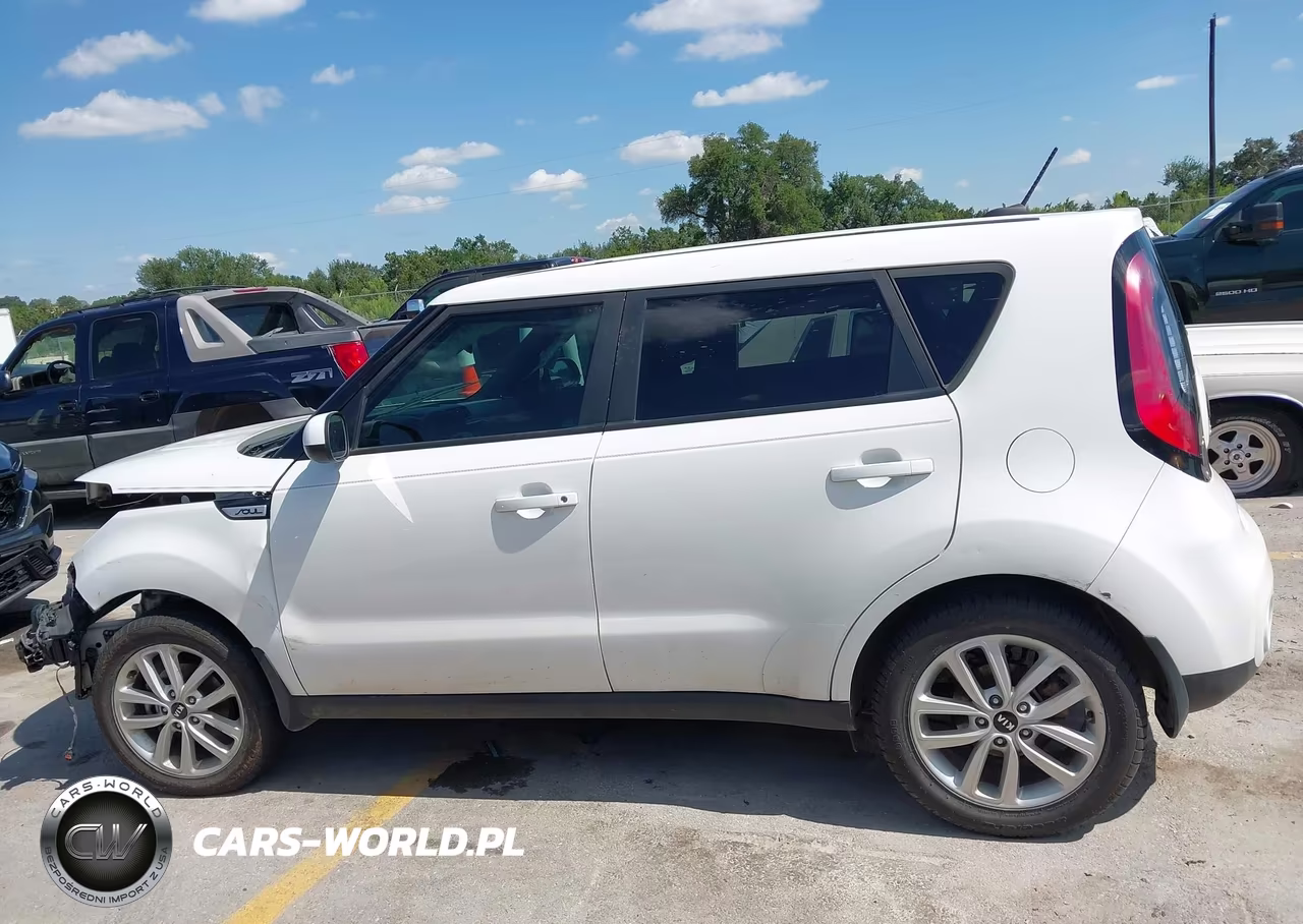2019 Kia Soul + VIN:KNDJP3A57K7675060 - 14