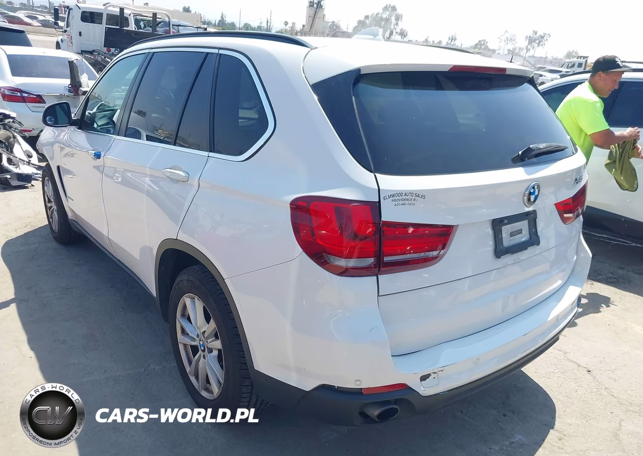 2015 BMW X5 Sdrive35I VIN:5UXKR2C56F0H39692 - 3