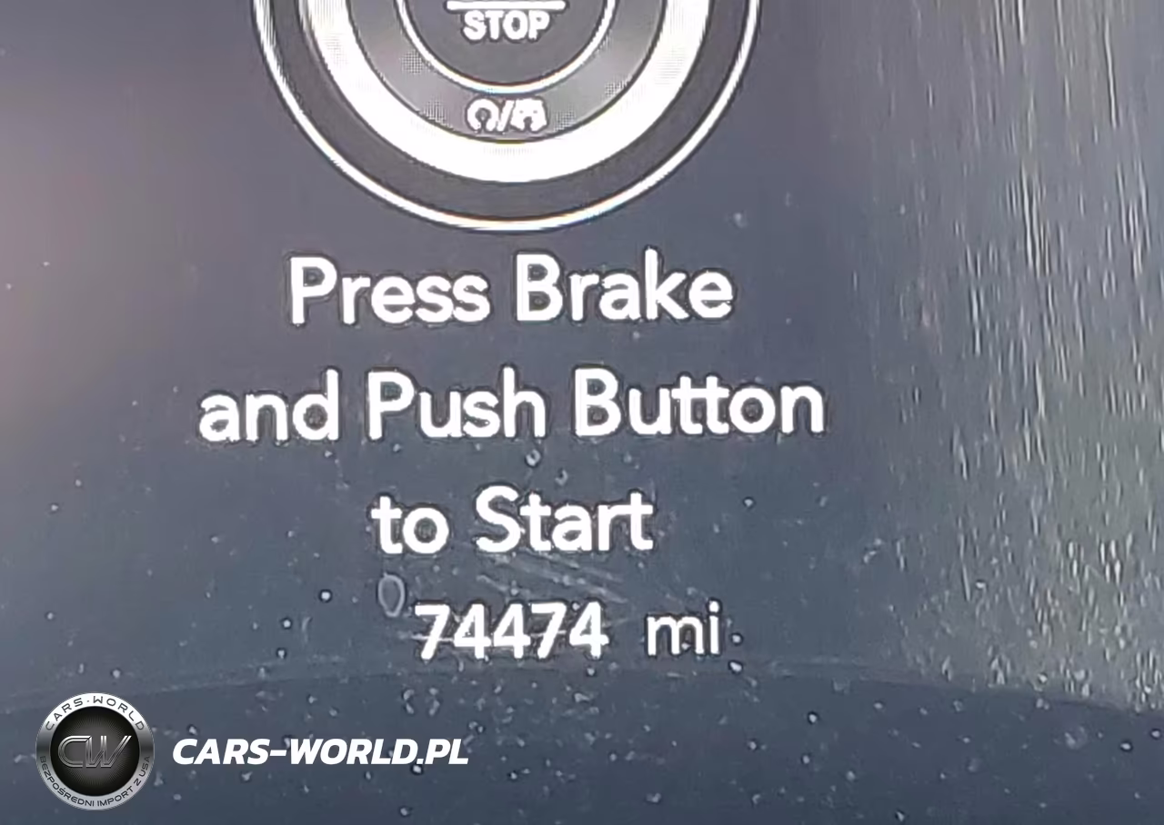 2019 Chrysler Pacifica Touring Plus VIN:2C4RC1FG0KR616900 - 15