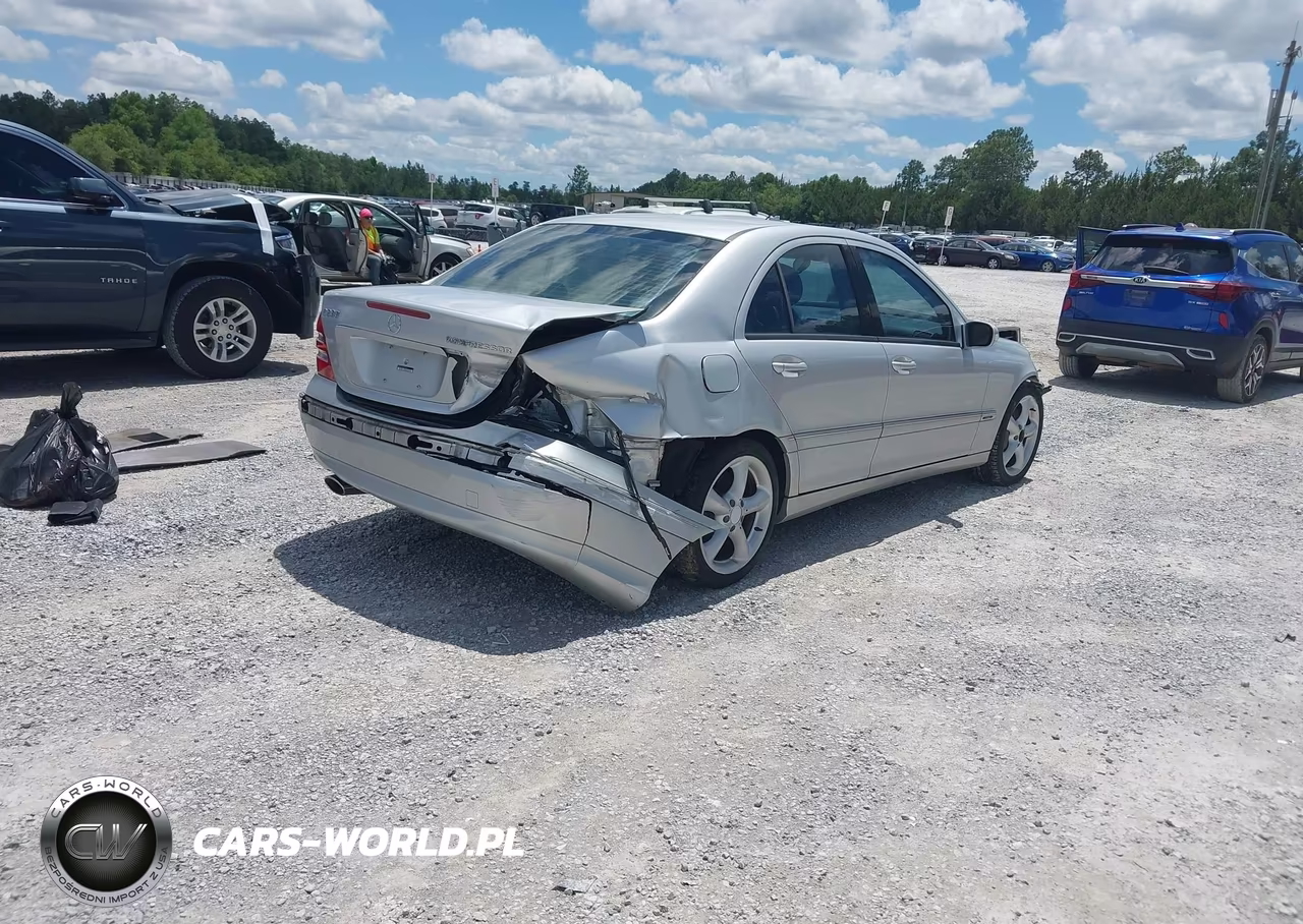 2004 Mercedes-Benz C 230 Kompressor Sport-Sport VIN:WDBRF40J44F526316 - 4
