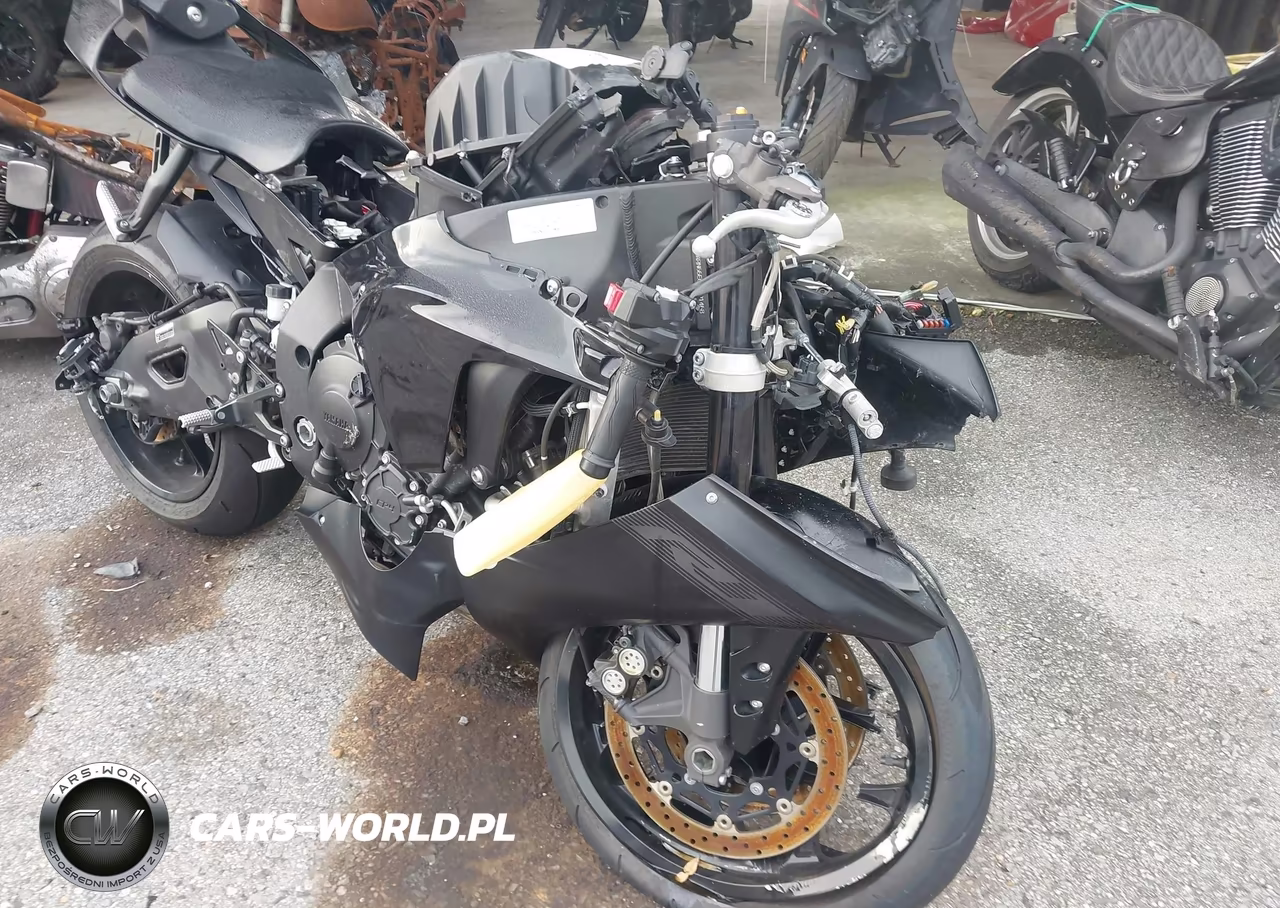 2021 Yamaha Yzfr1