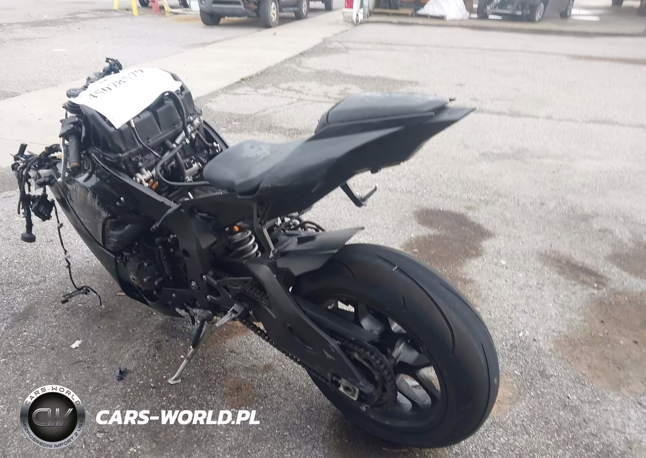 2021 Yamaha Yzfr1 VIN:JYARN66E6MA001468 - 3