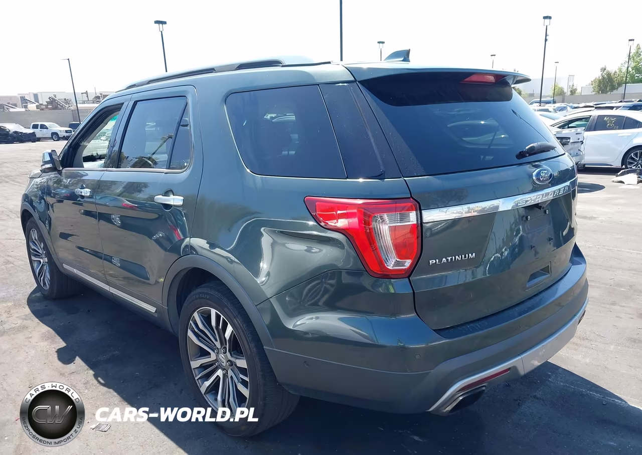 2016 Ford Explorer Platinum VIN:1FM5K8HT7GGD28848 - 3