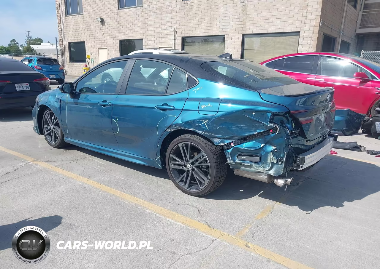 2026 Toyota Camry Xse VIN:4T1DAACKXTU280875 - 3