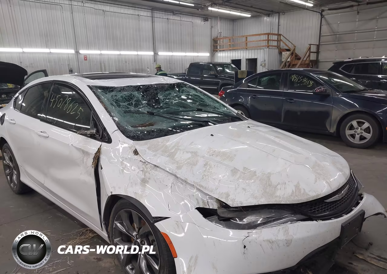 2016 Chrysler 200 S VIN:1C3CCCBB4GN184011 - 13