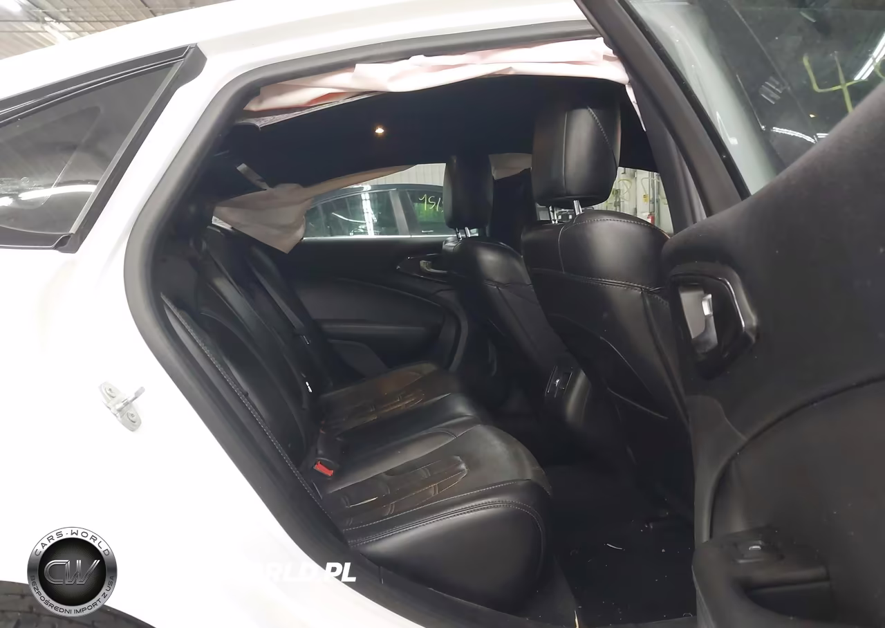 2016 Chrysler 200 S VIN:1C3CCCBB4GN184011 - 8