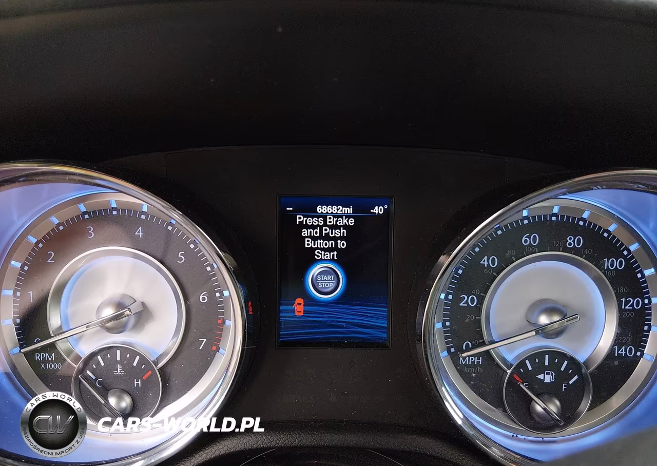 2014 Chrysler 300 VIN:2C3CCAAG8EH228700 - 7