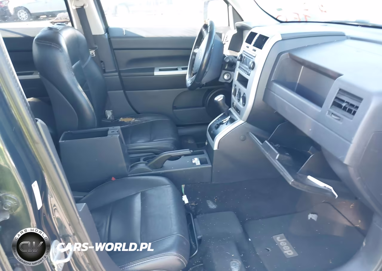 2008 Jeep Patriot Limited VIN:1J8FF48W58D575569 - 5