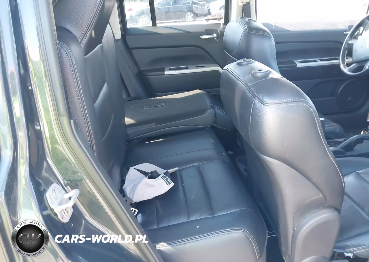 2008 Jeep Patriot Limited VIN:1J8FF48W58D575569 - 8