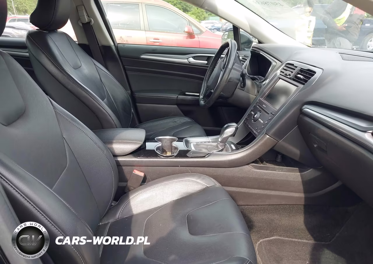 2016 Ford Fusion Titanium VIN:3FA6P0K91GR399857 - 5