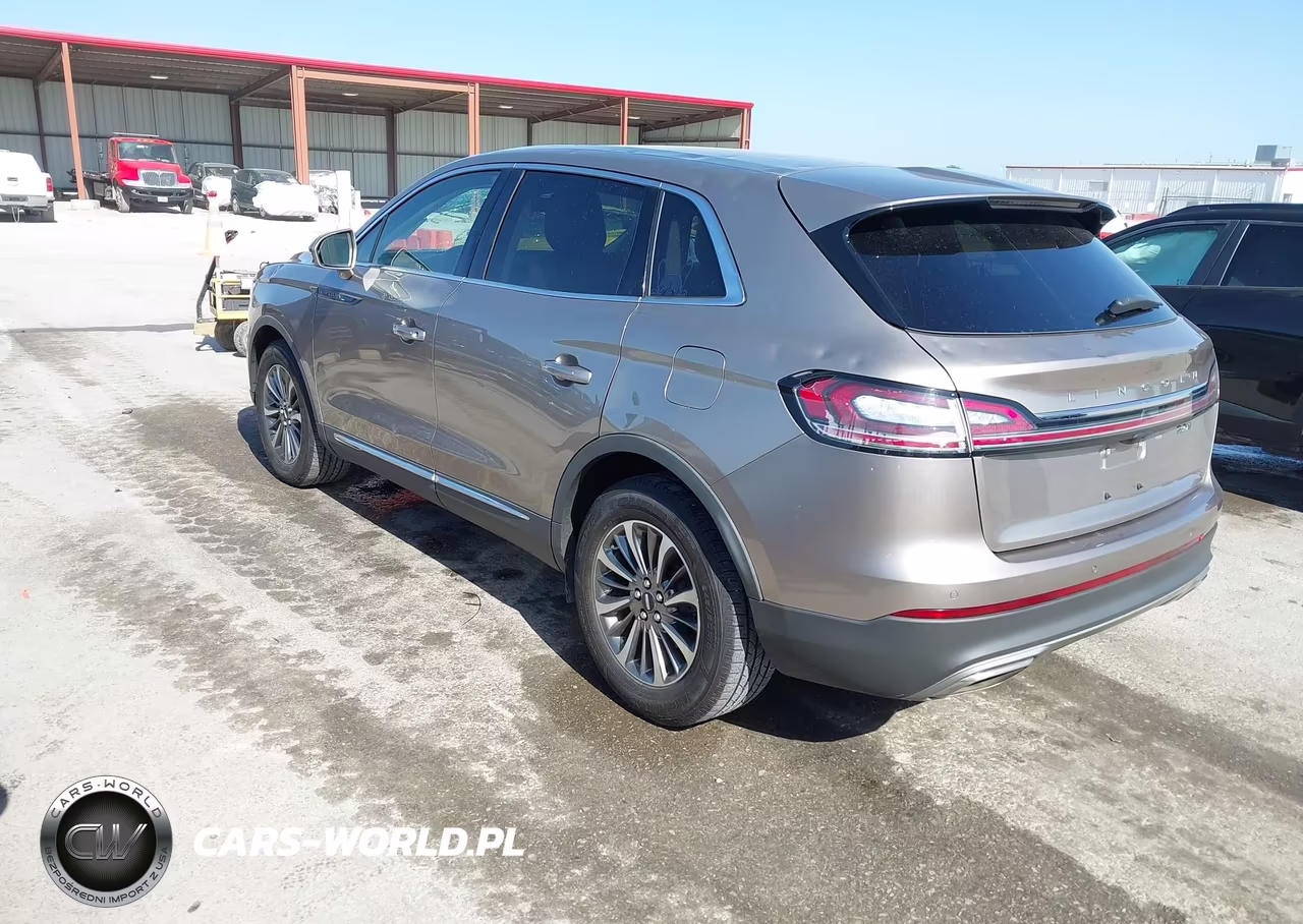 2020 Lincoln Nautilus Standard VIN:2LMPJ6J93LBL09363 - 3
