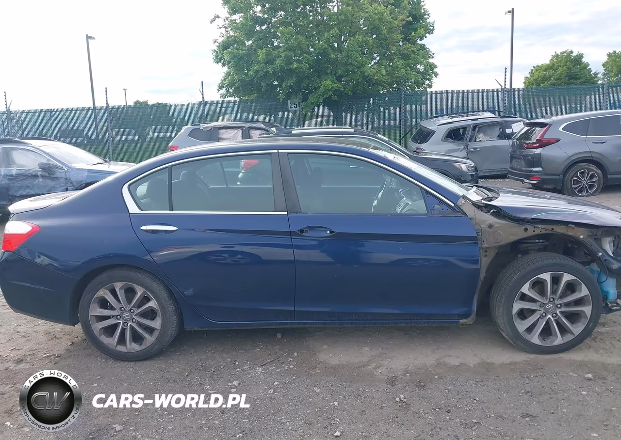 2015 Honda Accord Sport VIN:1HGCR2F53FA041308 - 13