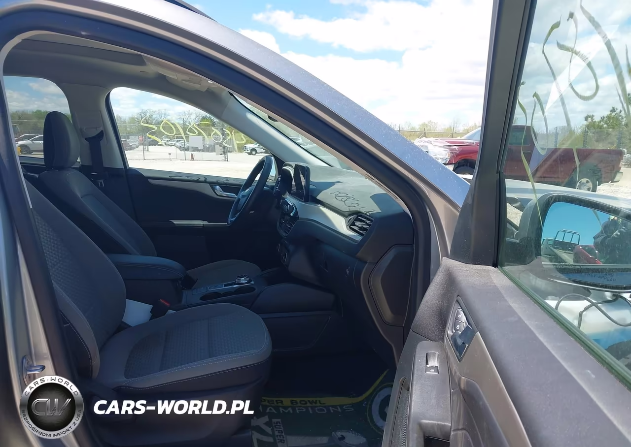 2021 Ford Escape Se VIN:1FMCU0G61MUA47401 - 5