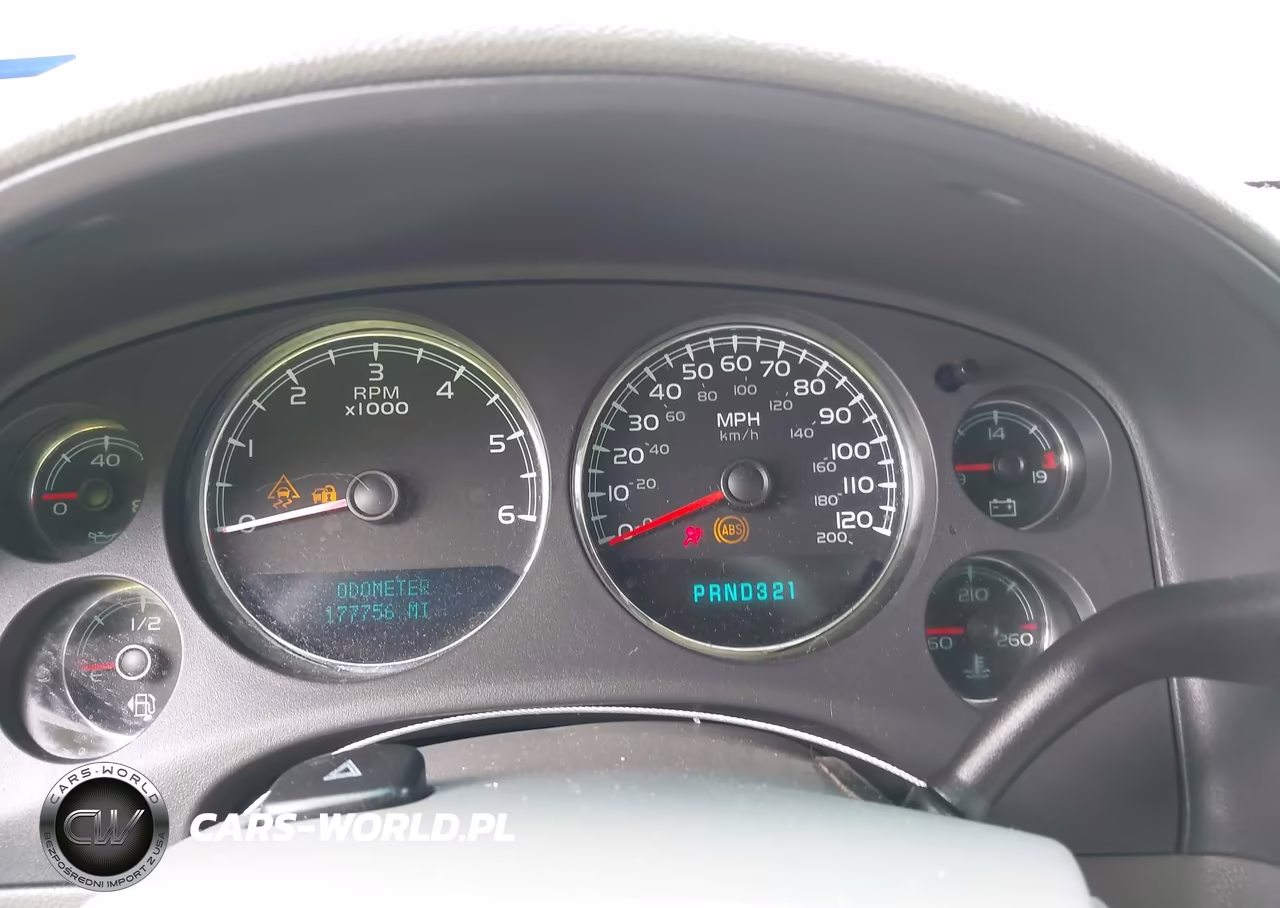 2007 Chevrolet Tahoe Ls VIN:1GNFC13C47R323266 - 7