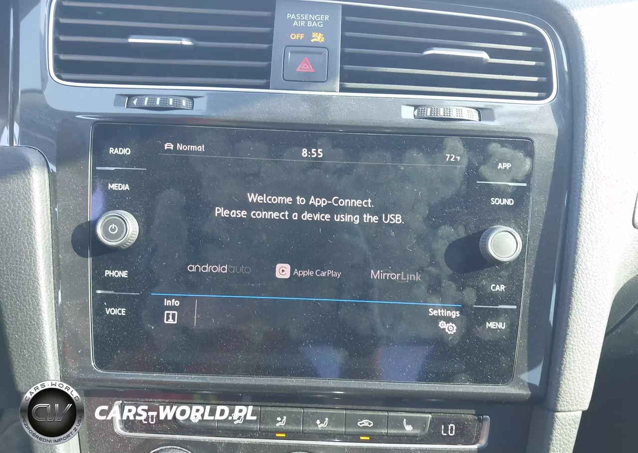 2019 Volkswagen E-Golf Se VIN:WVWKR7AU0KW903130 - 19