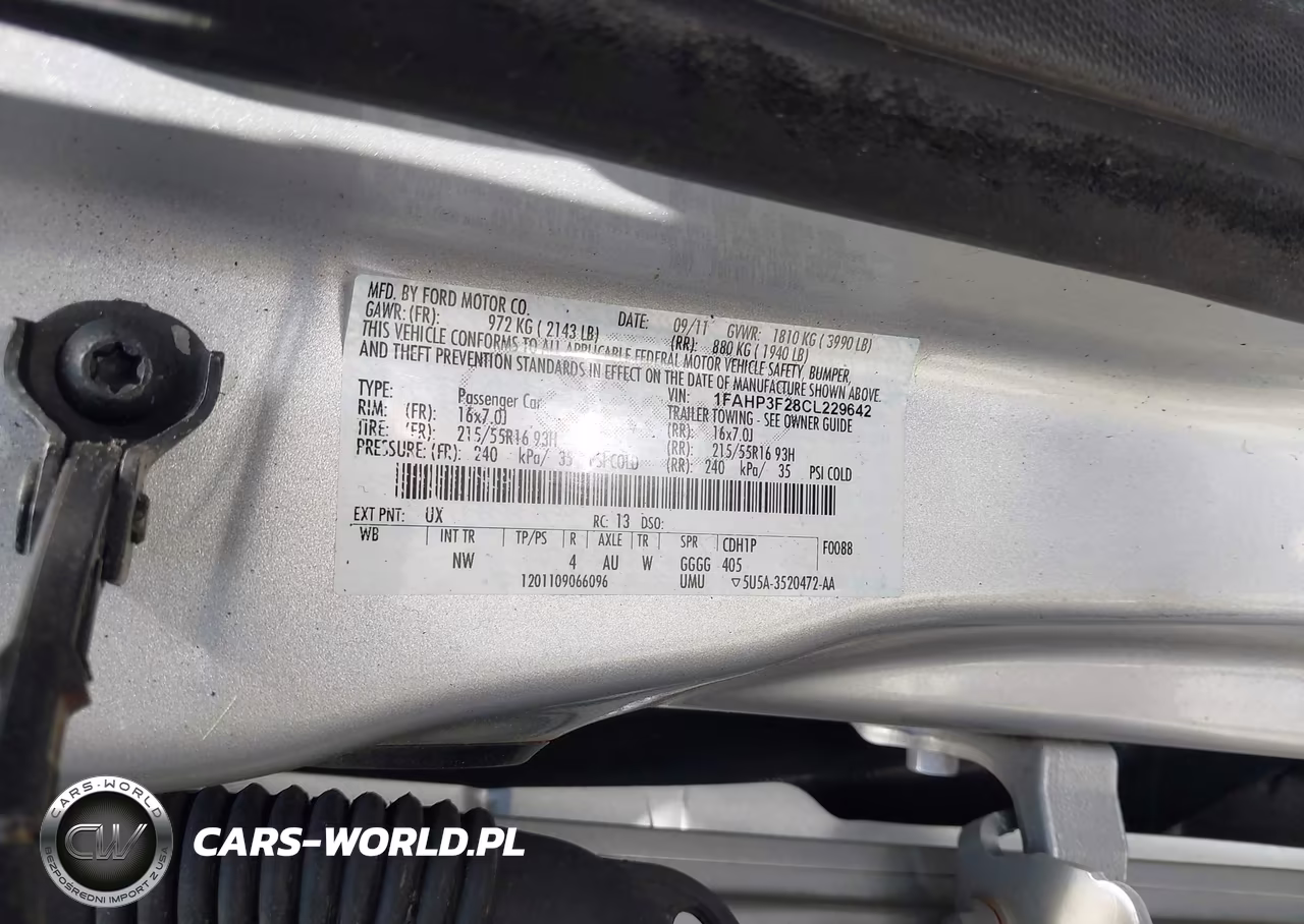 2012 Ford Focus Se VIN:1FAHP3F28CL229642 - 9
