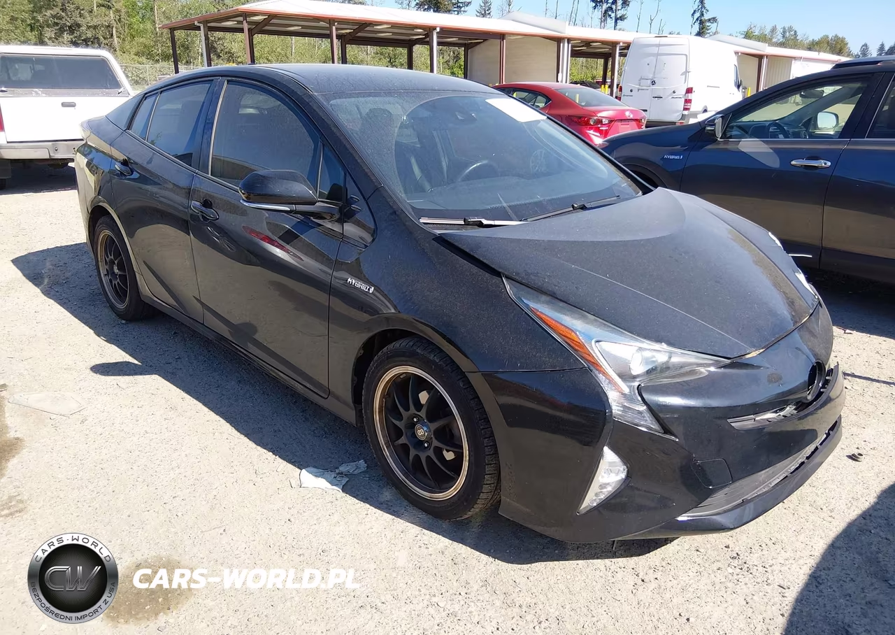 2016 Toyota Prius Three Touring