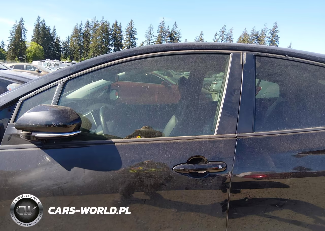2016 Toyota Prius Three Touring VIN:JTDKARFU9G3002665 - 15