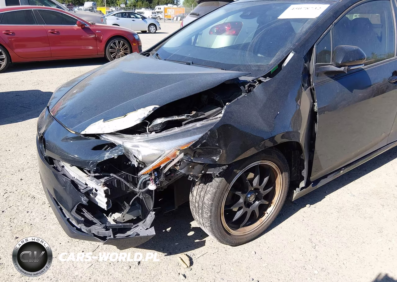2016 Toyota Prius Three Touring VIN:JTDKARFU9G3002665 - 6