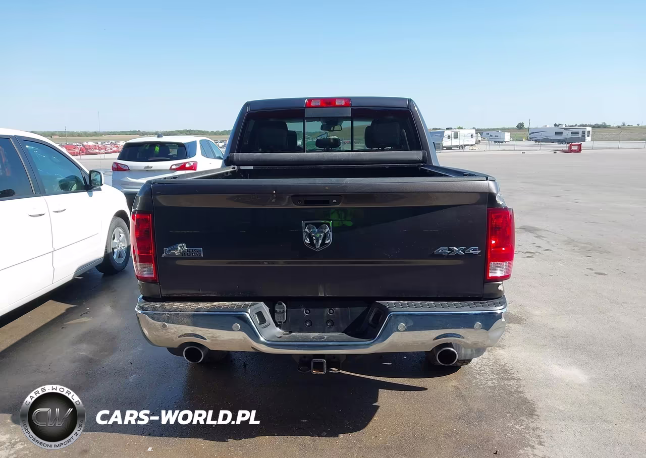 2016 Ram 1500 Big Horn VIN:3C6RR7LTXGG276372 - 17