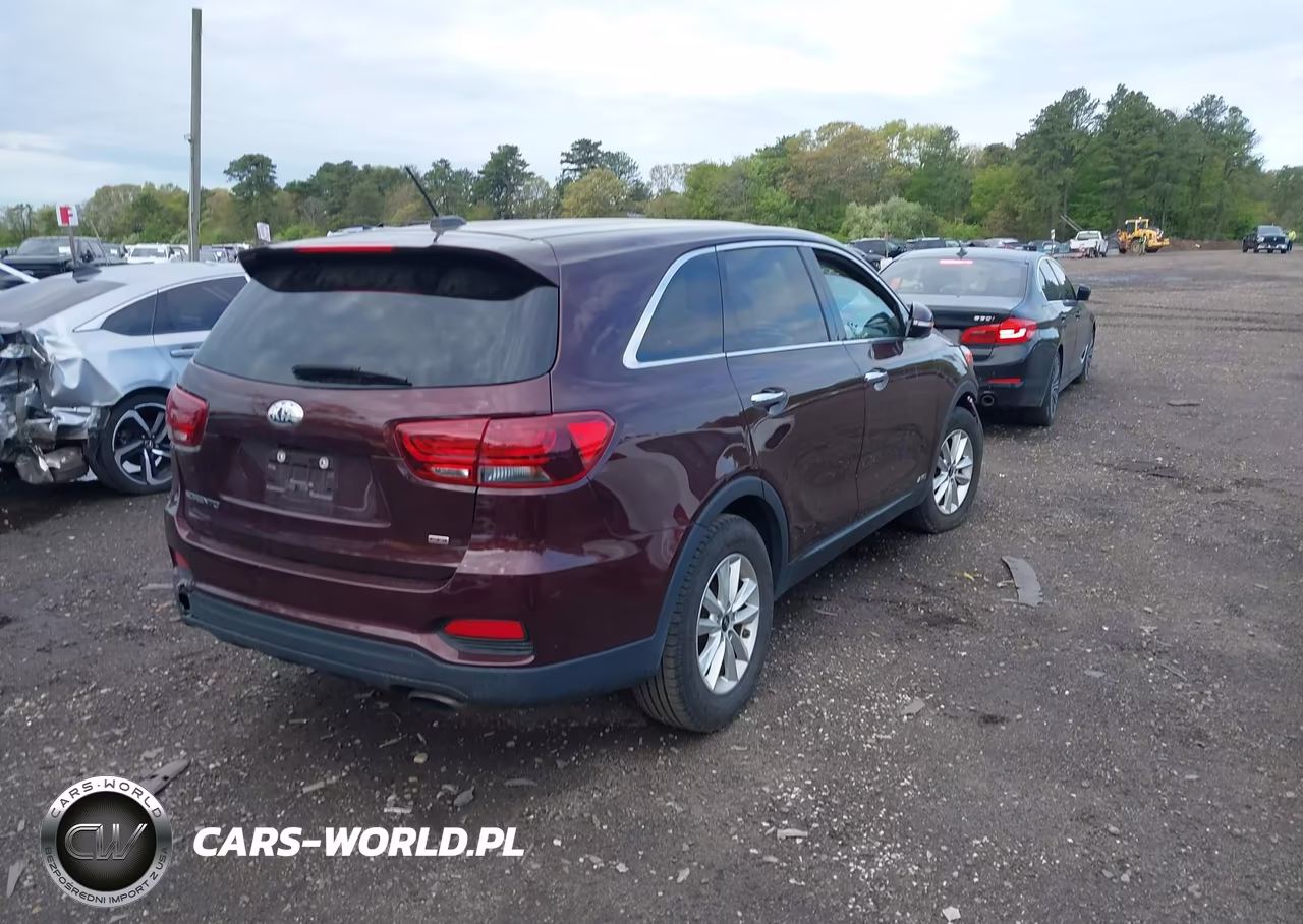 2019 Kia Sorento 2.4L Lx VIN:5XYPGDA3XKG460368 - 4